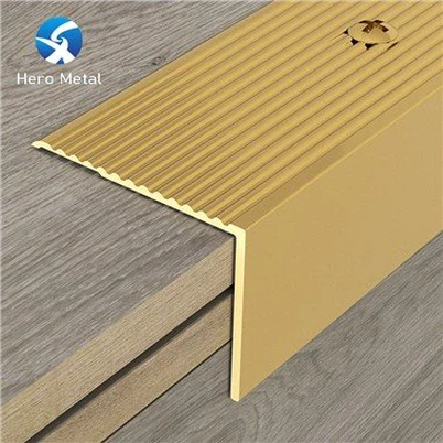 वाणिज्यिक सीढ़ी नाउज़िंग